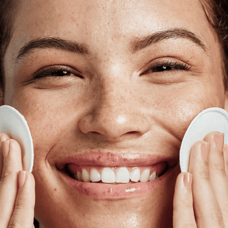 MICELAR W Tónico Limpiador con Vitamina C &amp; Ác Hialurónico
